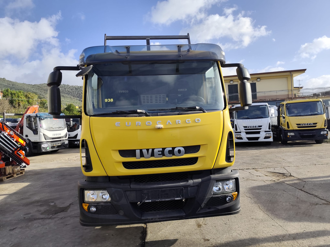 Φορτηγό με γερανό IVECO EUROCARGO 160E30: φωτογραφία 33 Φορτηγό με γερανό IVECO EUROCARGO 160E30: φωτογραφία 33