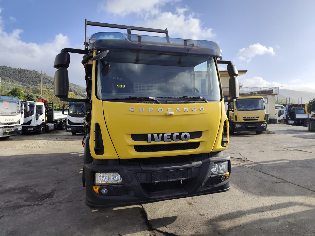 Φορτηγό με γερανό IVECO EUROCARGO 160E30: φωτογραφία 32 Φορτηγό με γερανό IVECO EUROCARGO 160E30: φωτογραφία 32