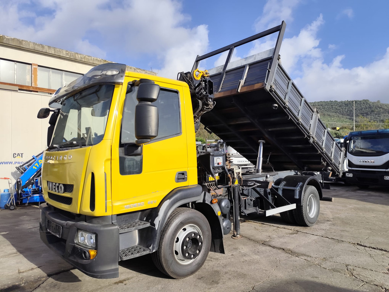 Φορτηγό με γερανό IVECO EUROCARGO 160E30: φωτογραφία 39 Φορτηγό με γερανό IVECO EUROCARGO 160E30: φωτογραφία 39