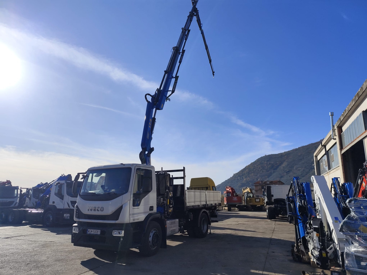 IVECO EUROCARGO 180-250 - Φορτηγό με γερανό, Φορτηγό με γερανό: φωτογραφία 4 IVECO EUROCARGO 180-250 - Φορτηγό με γερανό, Φορτηγό με γερανό: φωτογραφία 4