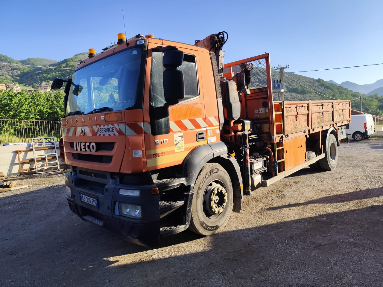 IVECO STRALIS 190S31 - Φορτηγό με γερανό: φωτογραφία 1 IVECO STRALIS 190S31 - Φορτηγό με γερανό: φωτογραφία 1