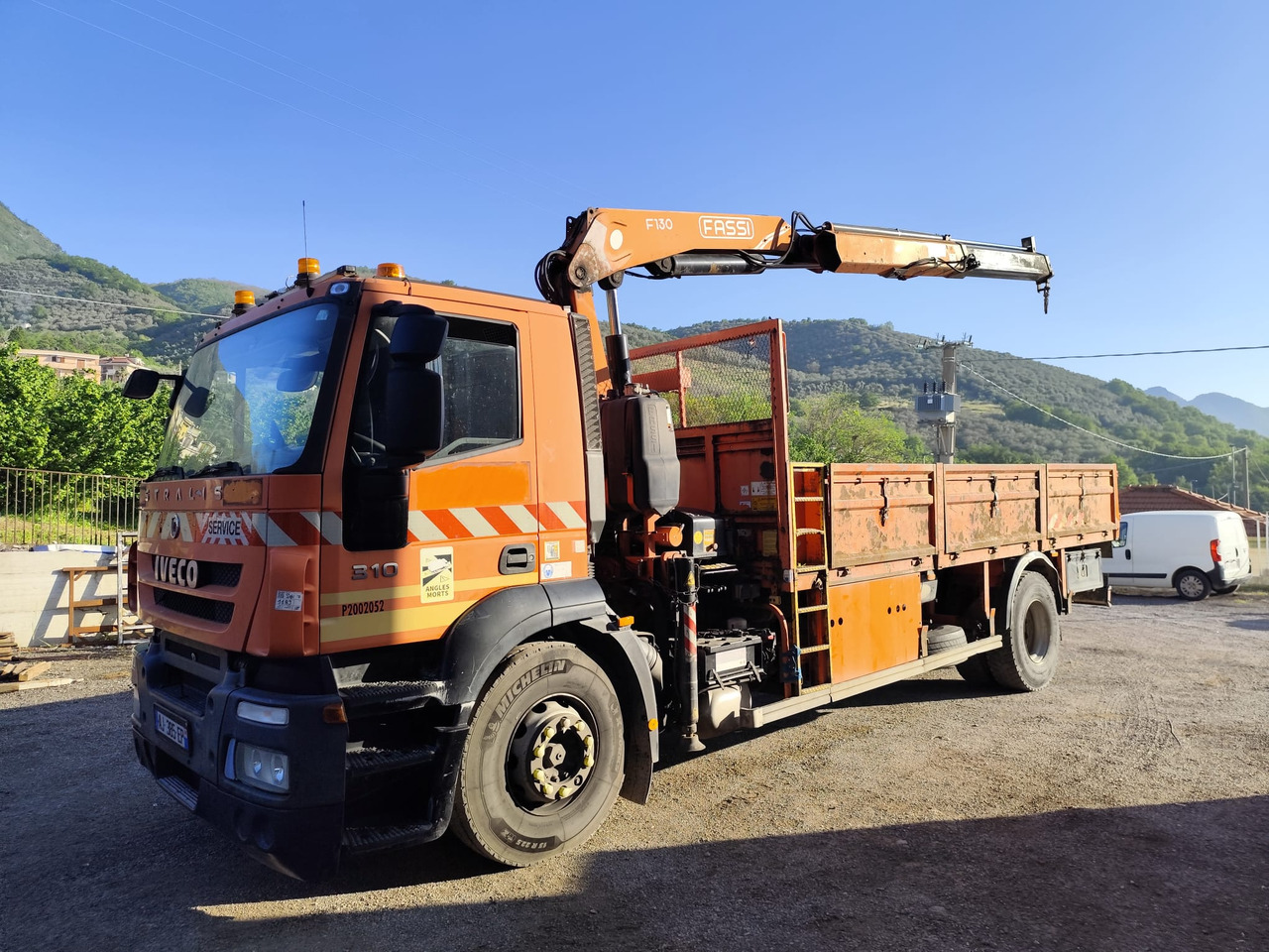 IVECO STRALIS 190S31 - Φορτηγό με γερανό: φωτογραφία 4 IVECO STRALIS 190S31 - Φορτηγό με γερανό: φωτογραφία 4
