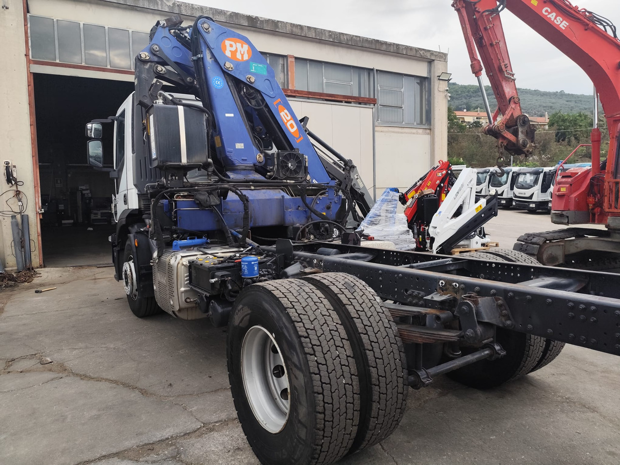 IVECO STRALIS 190S31 - Φορτηγό με γερανό: φωτογραφία 4 IVECO STRALIS 190S31 - Φορτηγό με γερανό: φωτογραφία 4