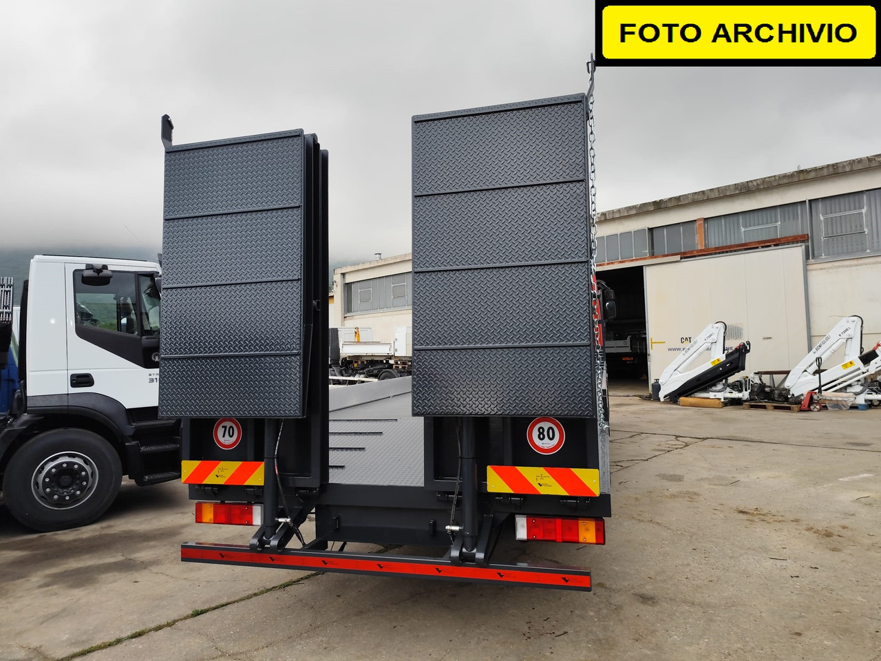 IVECO STRALIS 320S50 - Φορτηγό με ανοιχτή καρότσα: φωτογραφία 4 IVECO STRALIS 320S50 - Φορτηγό με ανοιχτή καρότσα: φωτογραφία 4