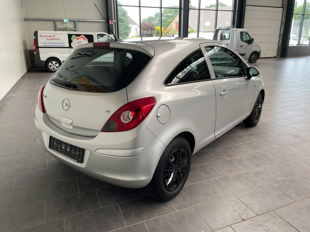 Opel Corsa D Edition Tüv Neu - Αυτοκίνητο: φωτογραφία 3 Opel Corsa D Edition Tüv Neu - Αυτοκίνητο: φωτογραφία 3
