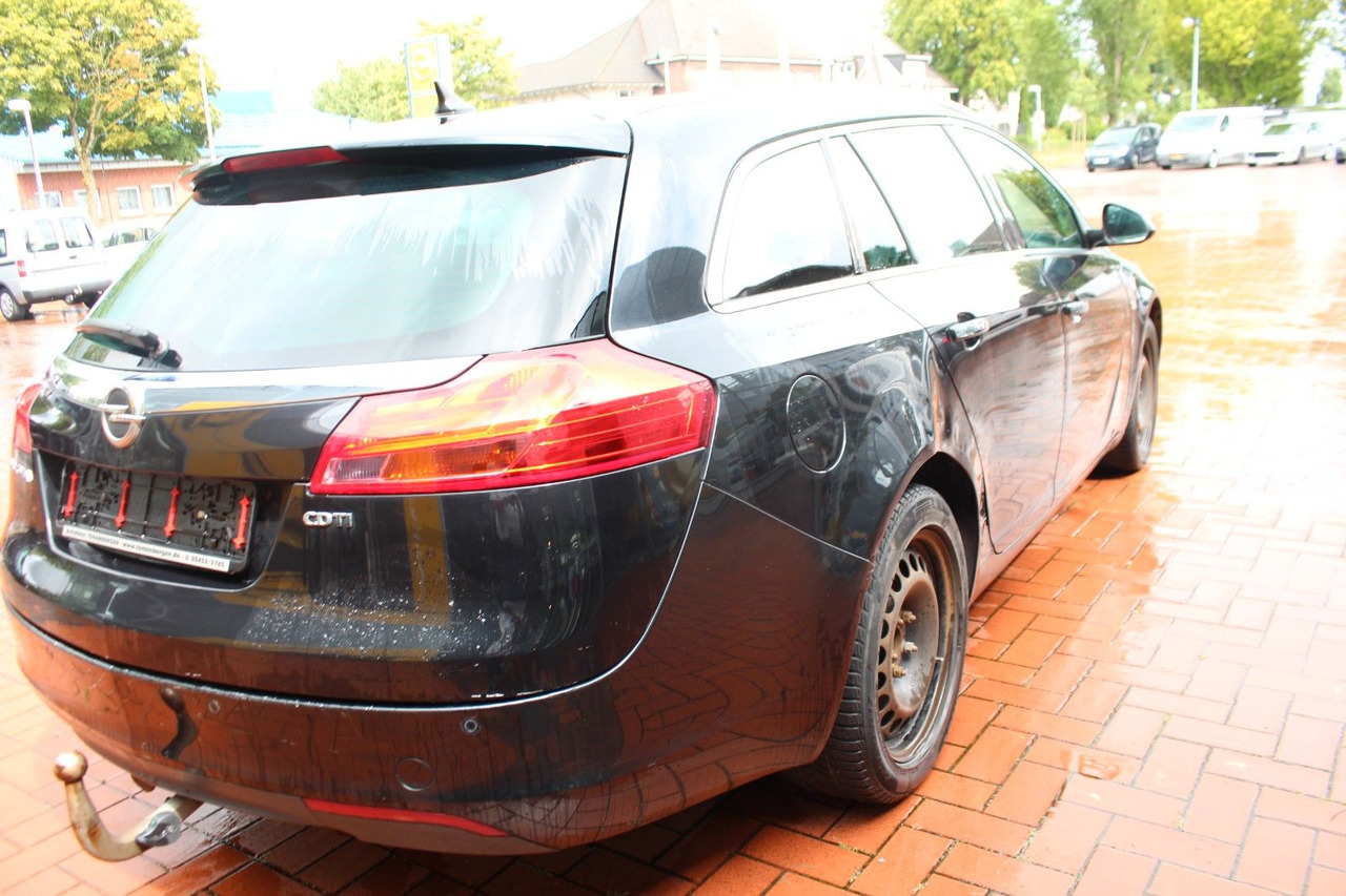 Opel Insignia A Sports Tourer Innovation - Station wagon: φωτογραφία 5 Opel Insignia A Sports Tourer Innovation - Station wagon: φωτογραφία 5