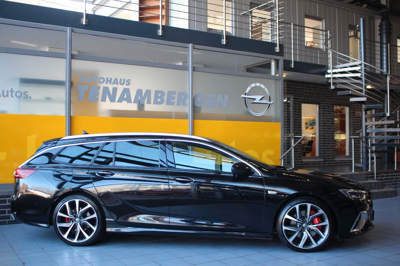 Opel Insignia B Sports Tourer GSi 4x4 Massage Bose - Station wagon: φωτογραφία 3 Opel Insignia B Sports Tourer GSi 4x4 Massage Bose - Station wagon: φωτογραφία 3