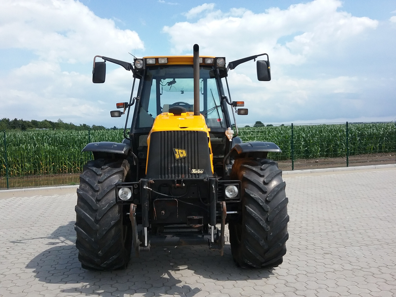 JCB Fastrac 2115 - Τρακτέρ: φωτογραφία 2 JCB Fastrac 2115 - Τρακτέρ: φωτογραφία 2