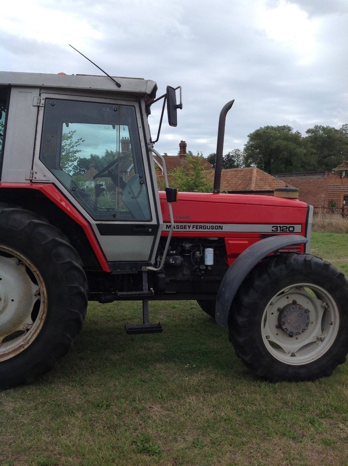 Massey Ferguson 3120 - Τρακτέρ: φωτογραφία 3 Massey Ferguson 3120 - Τρακτέρ: φωτογραφία 3