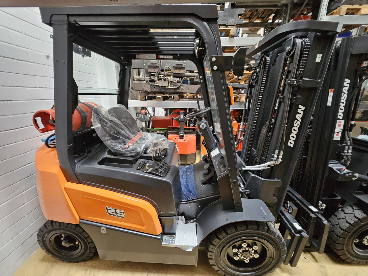 Doosan G25NXP - Υγραεριοκίνητο περονοφόρο: φωτογραφία 1 Doosan G25NXP - Υγραεριοκίνητο περονοφόρο: φωτογραφία 1