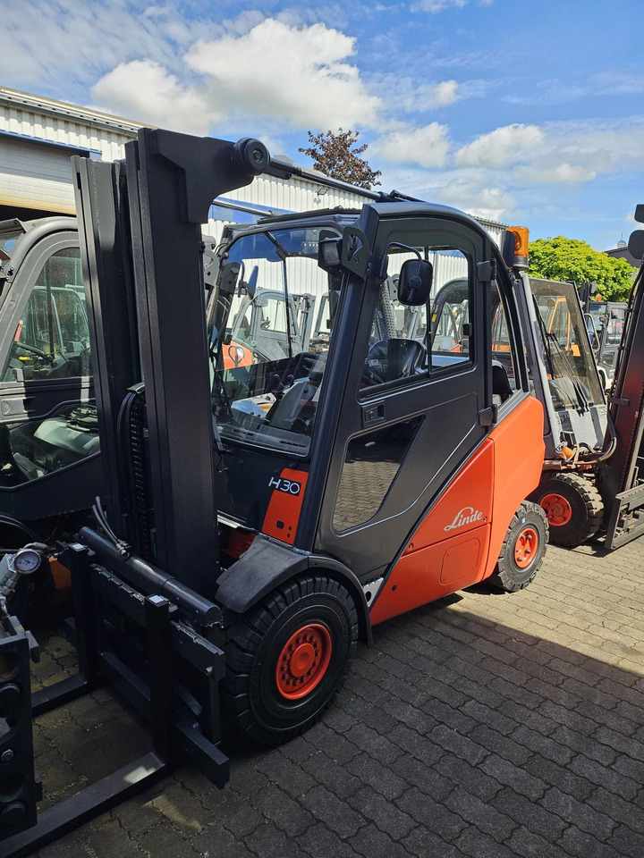 LINDE H30T - Υγραεριοκίνητο περονοφόρο: φωτογραφία 1 LINDE H30T - Υγραεριοκίνητο περονοφόρο: φωτογραφία 1