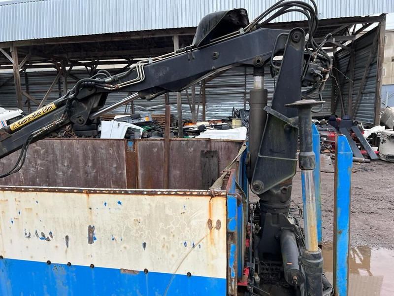 Hiab - Γερανός παπαγάλος: φωτογραφία 2 Hiab - Γερανός παπαγάλος: φωτογραφία 2