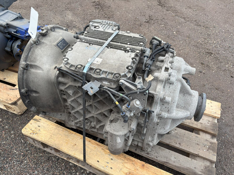 Volvo AT2412F - Κιβώτιο ταχυτήτων: φωτογραφία 1 Volvo AT2412F - Κιβώτιο ταχυτήτων: φωτογραφία 1