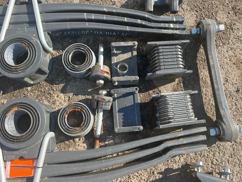 Volvo FH4 - Ελατήριο: φωτογραφία 3 Volvo FH4 - Ελατήριο: φωτογραφία 3