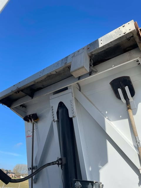 Καινούριο Επικαθήμενο ανατρεπόμενο BENALU c39: φωτογραφία 6 Καινούριο Επικαθήμενο ανατρεπόμενο BENALU c39: φωτογραφία 6