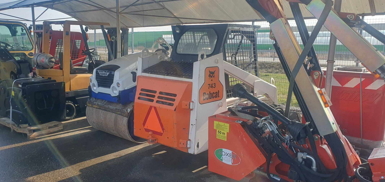 BOBCAT 743 - Φορτωτής πλάγιας ολίσθησης: φωτογραφία 3 BOBCAT 743 - Φορτωτής πλάγιας ολίσθησης: φωτογραφία 3