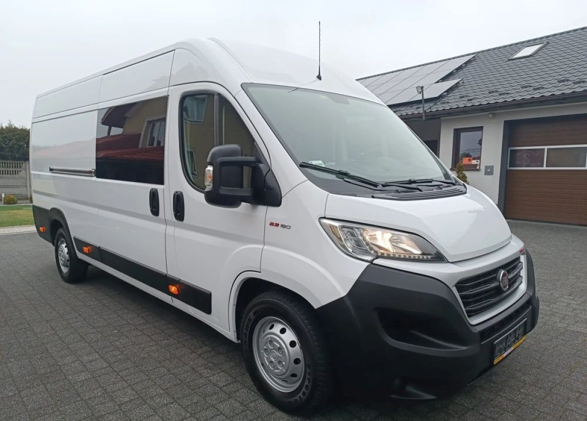 Fiat Ducato Max Brygadowy 7-osobowy 2.3 180ps. - Διπλοκάμπινο ελαφρύ επαγγελματικό: φωτογραφία 4 Fiat Ducato Max Brygadowy 7-osobowy 2.3 180ps. - Διπλοκάμπινο ελαφρύ επαγγελματικό: φωτογραφία 4