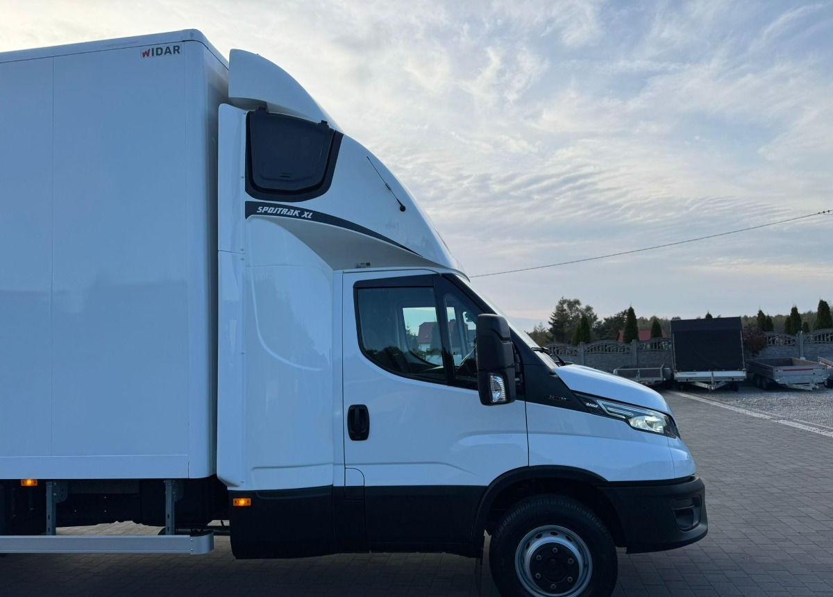 Iveco 72/18 Kontener-Winda 2x Kabina Sypialna IVECO 72C18 Winda Kontener XL Jak Nowe - Επαγγελματικό αυτοκίνητο κόφα: φωτογραφία 4 Iveco 72/18 Kontener-Winda 2x Kabina Sypialna IVECO 72C18 Winda Kontener XL Jak Nowe - Επαγγελματικό αυτοκίνητο κόφα: φωτογραφία 4