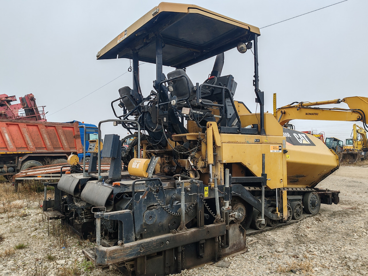 Caterpillar AP555E - Ασφαλτοδιανομέας: φωτογραφία 1 Caterpillar AP555E - Ασφαλτοδιανομέας: φωτογραφία 1
