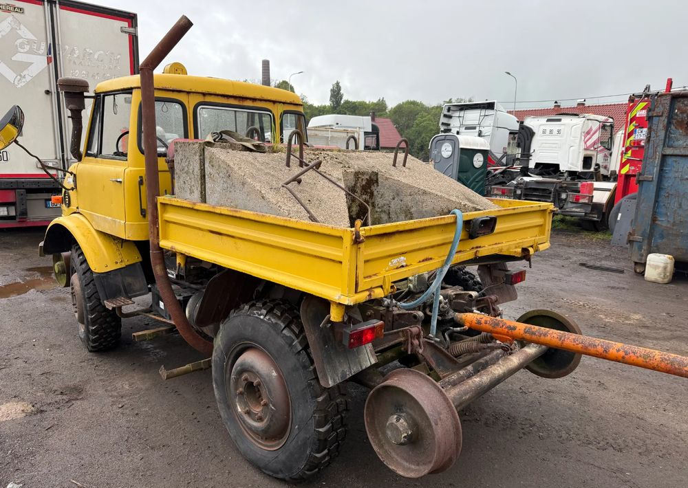 Mercedes-Benz UNIMOG 406B - Φορτηγό με ανοιχτή καρότσα: φωτογραφία 3 Mercedes-Benz UNIMOG 406B - Φορτηγό με ανοιχτή καρότσα: φωτογραφία 3