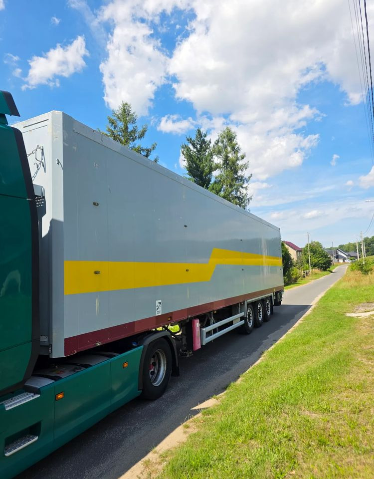 Stas S3-SZ334V - Επικαθήμενο μεταφορική βουτσάς: φωτογραφία 1 Stas S3-SZ334V - Επικαθήμενο μεταφορική βουτσάς: φωτογραφία 1