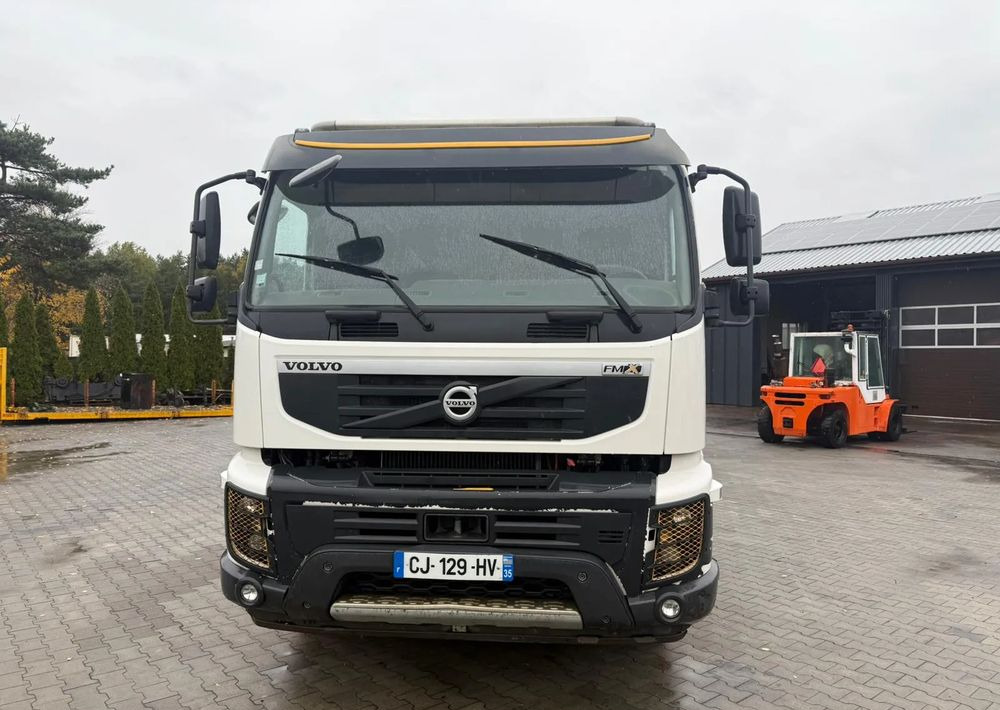 Volvo FMx 330 - Φορτηγό σασί: φωτογραφία 2 Volvo FMx 330 - Φορτηγό σασί: φωτογραφία 2
