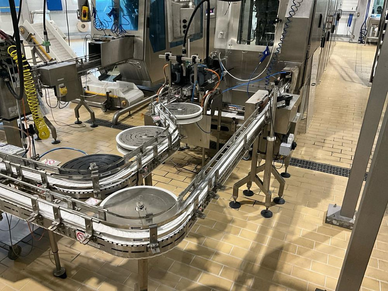 Tetra Pak - Μεταφορικός ιμάντας: φωτογραφία 1 Tetra Pak - Μεταφορικός ιμάντας: φωτογραφία 1