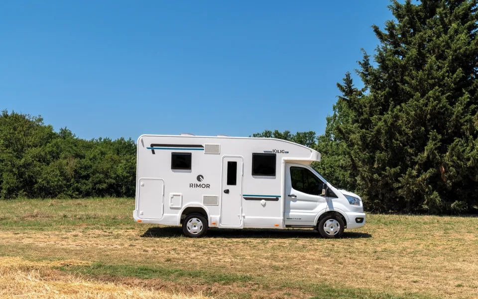 Ford Transit RIMOR KILIG 18 Plus - Τροχόσπιτο: φωτογραφία 5 Ford Transit RIMOR KILIG 18 Plus - Τροχόσπιτο: φωτογραφία 5