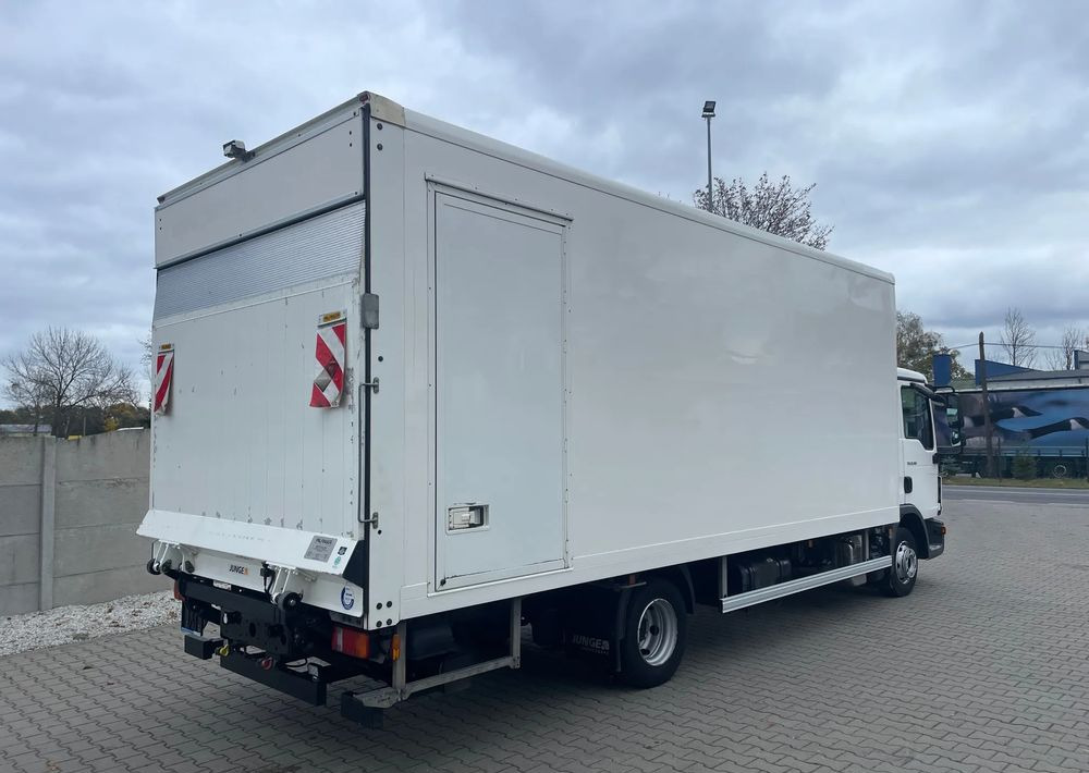 MAN TGL 8.190 KLIMA , PODUSZKI! - Φορτηγό κόφα: φωτογραφία 5 MAN TGL 8.190 KLIMA , PODUSZKI! - Φορτηγό κόφα: φωτογραφία 5