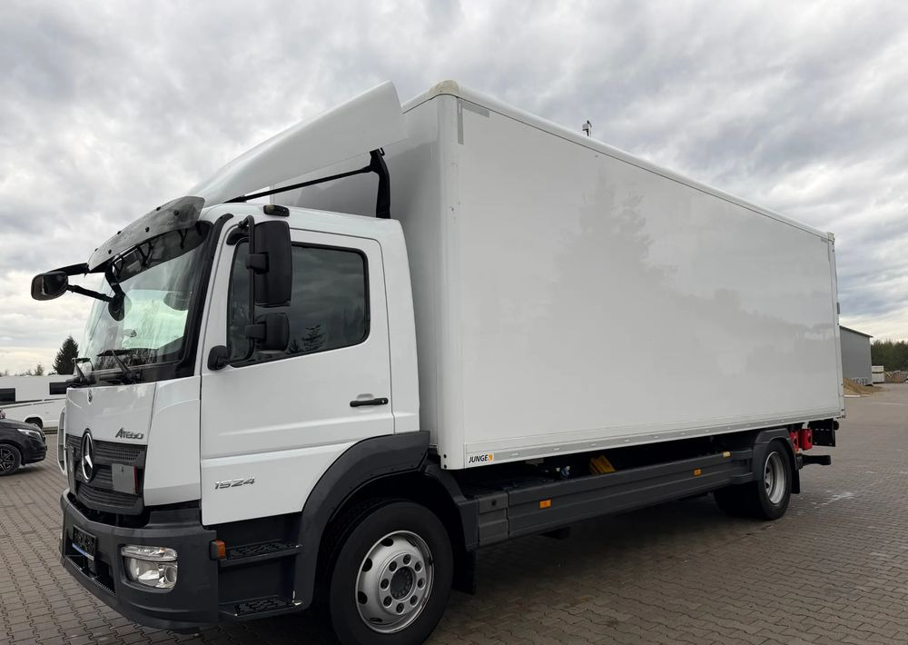 Mercedes-Benz ATEGO 1524 - Φορτηγό κόφα: φωτογραφία 2 Mercedes-Benz ATEGO 1524 - Φορτηγό κόφα: φωτογραφία 2
