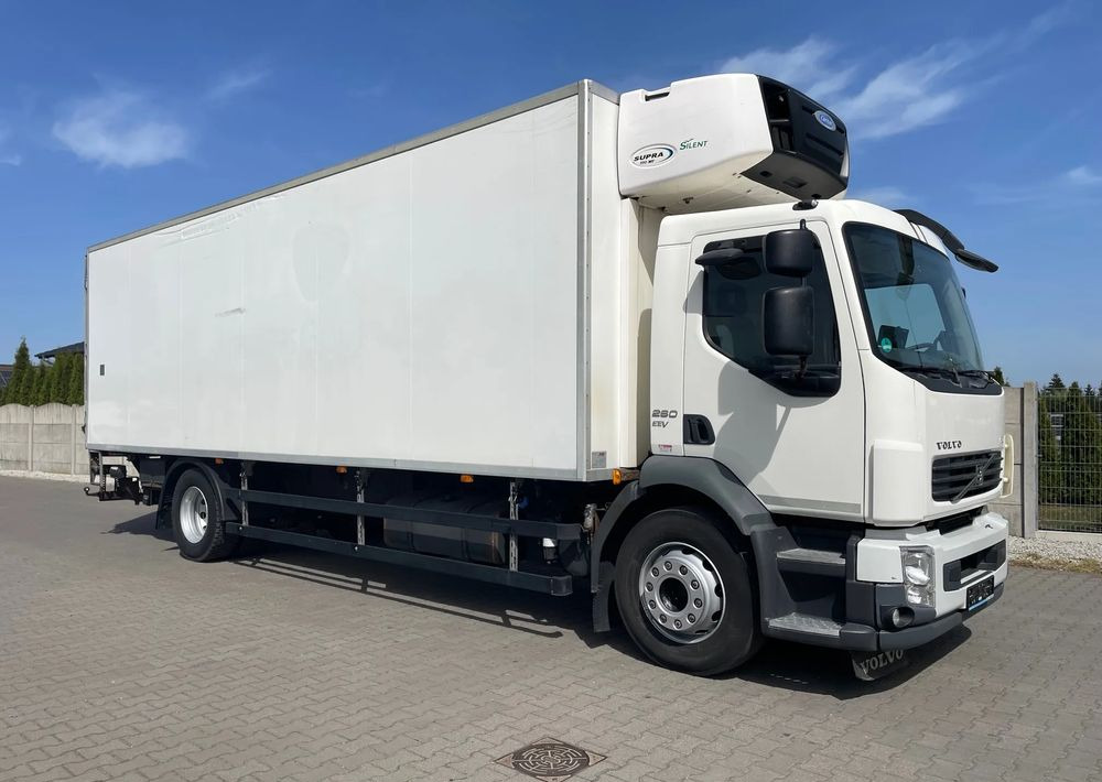 Volvo FL 18.260 CHŁODNIA, EURO 5 ! - Φορτηγό ψυγείο: φωτογραφία 4 Volvo FL 18.260 CHŁODNIA, EURO 5 ! - Φορτηγό ψυγείο: φωτογραφία 4