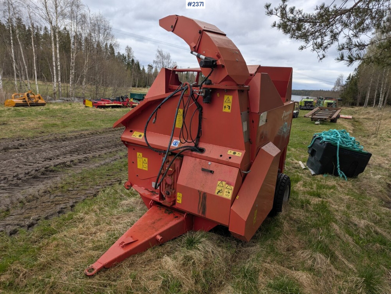 Bale cutter / Feed shredder Kverneland Taarup 853 - Σανού και κτηνοτροφικά μηχανήματα: φωτογραφία 2 Bale cutter / Feed shredder Kverneland Taarup 853 - Σανού και κτηνοτροφικά μηχανήματα: φωτογραφία 2