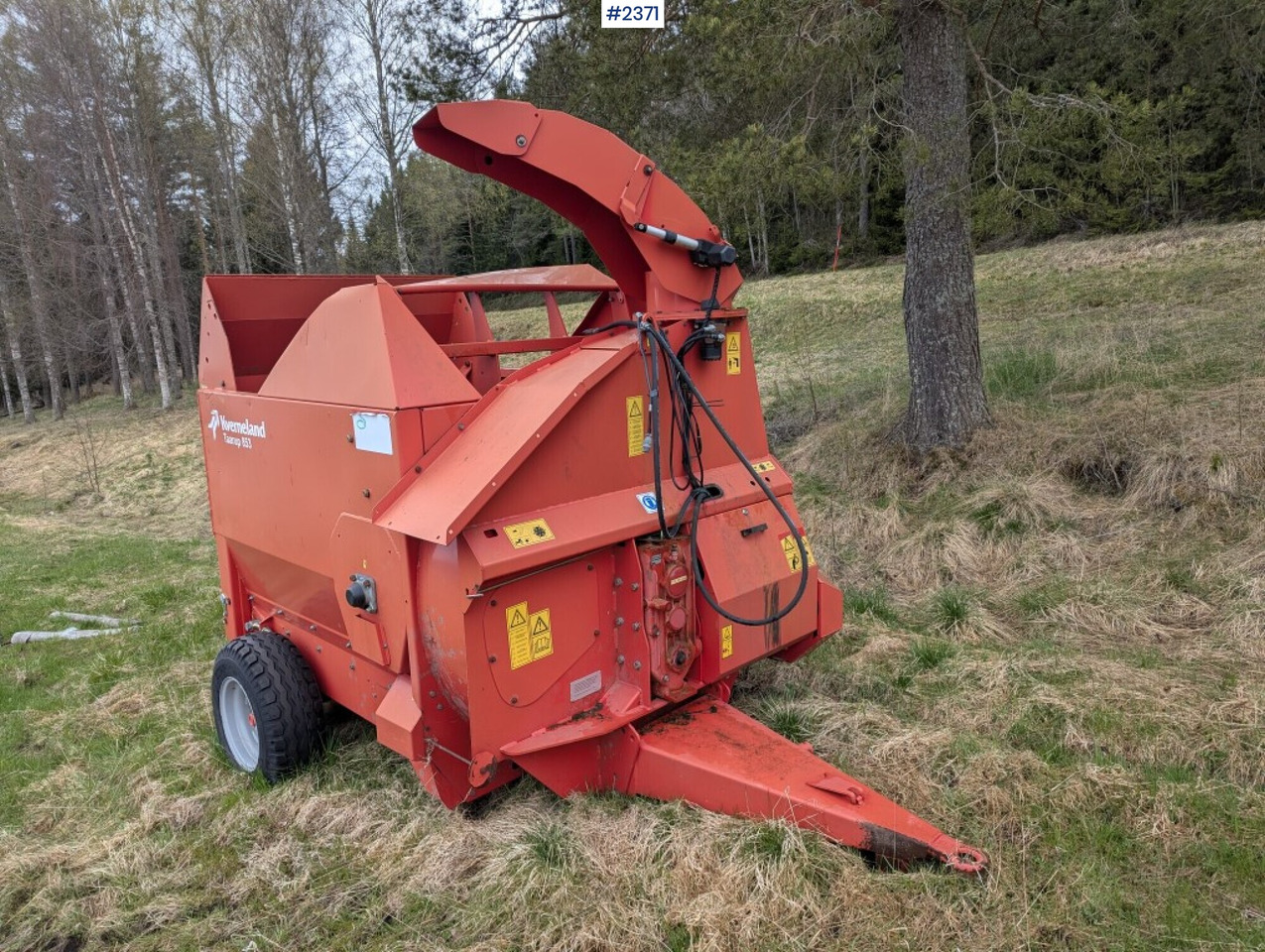 Bale cutter / Feed shredder Kverneland Taarup 853 - Σανού και κτηνοτροφικά μηχανήματα: φωτογραφία 1 Bale cutter / Feed shredder Kverneland Taarup 853 - Σανού και κτηνοτροφικά μηχανήματα: φωτογραφία 1