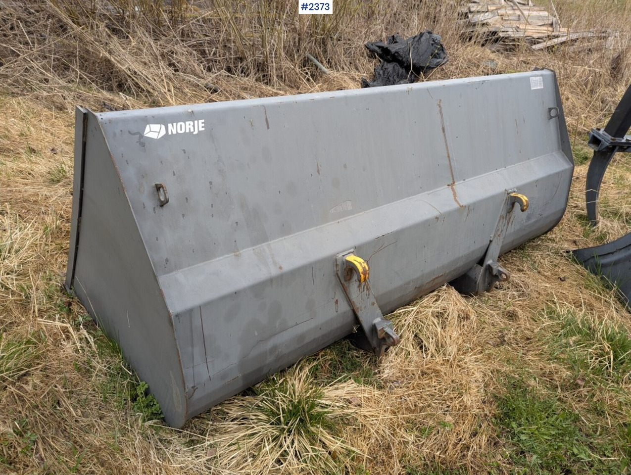 Universal bucket Norje Euro mount (unused) - Κουβάς για φορτωτή για Κατασκευή μηχανήματα: φωτογραφία 3 Universal bucket Norje Euro mount (unused) - Κουβάς για φορτωτή για Κατασκευή μηχανήματα: φωτογραφία 3