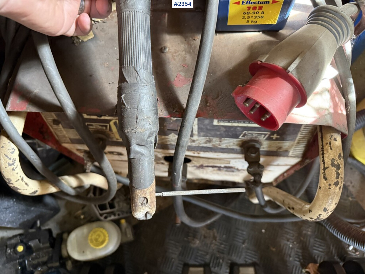Welder Cifes 200 - Ηλεκτροσυγκολλήσεις: φωτογραφία 4 Welder Cifes 200 - Ηλεκτροσυγκολλήσεις: φωτογραφία 4