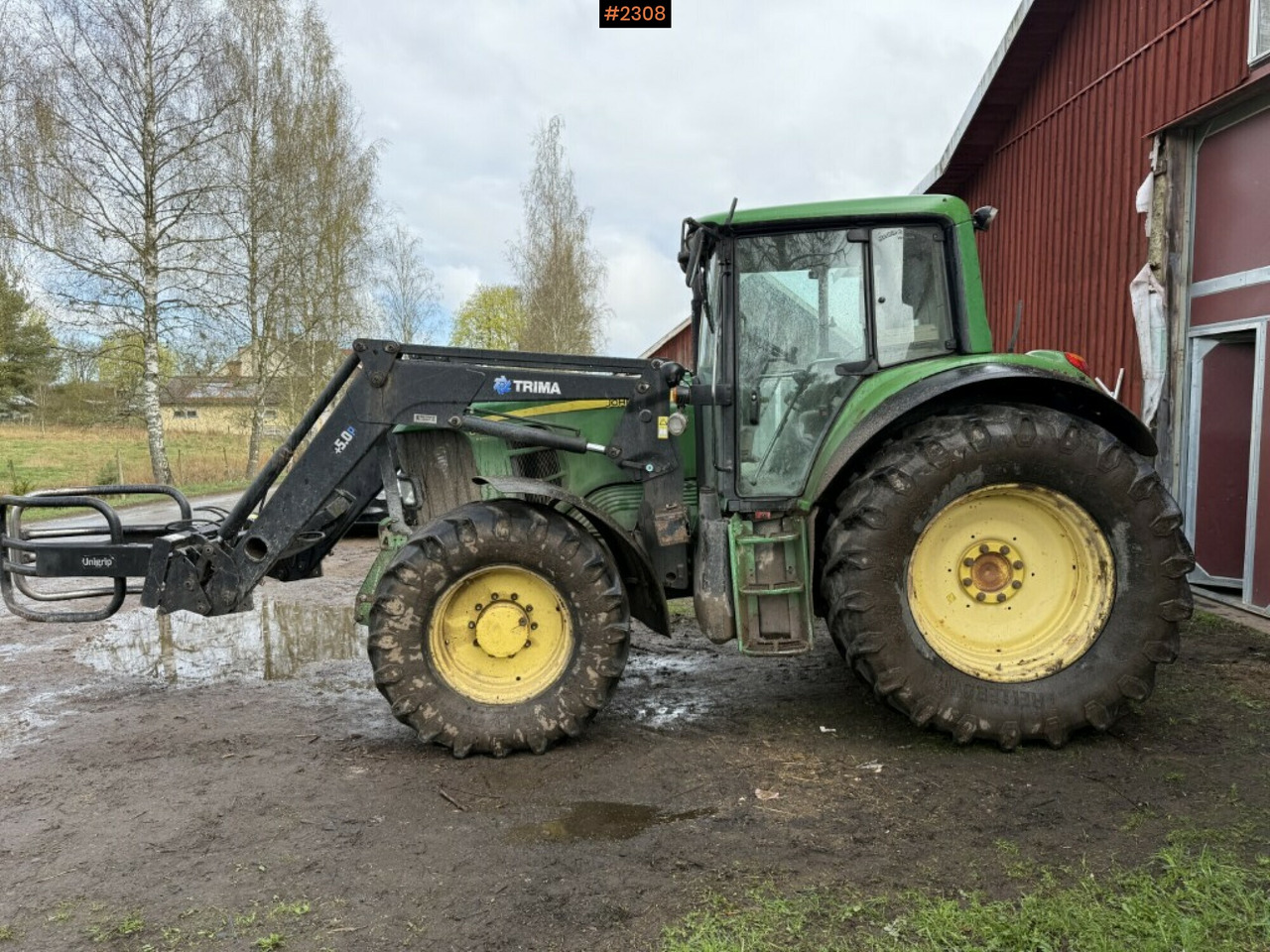 Tractor John Deere 6930 Premium with front loader (see video) - Τρακτέρ: φωτογραφία 4 Tractor John Deere 6930 Premium with front loader (see video) - Τρακτέρ: φωτογραφία 4