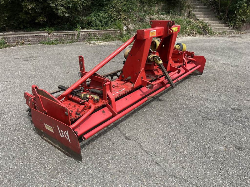 Lely 300-22 - Σβολοκόπτης: φωτογραφία 1 Lely 300-22 - Σβολοκόπτης: φωτογραφία 1