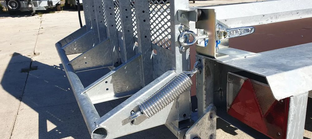 Καινούριο Τρέιλερ μεταφοράς μηχανημάτων TEMARED BUILDER 3 3516 3T: φωτογραφία 7 Καινούριο Τρέιλερ μεταφοράς μηχανημάτων TEMARED BUILDER 3 3516 3T: φωτογραφία 7