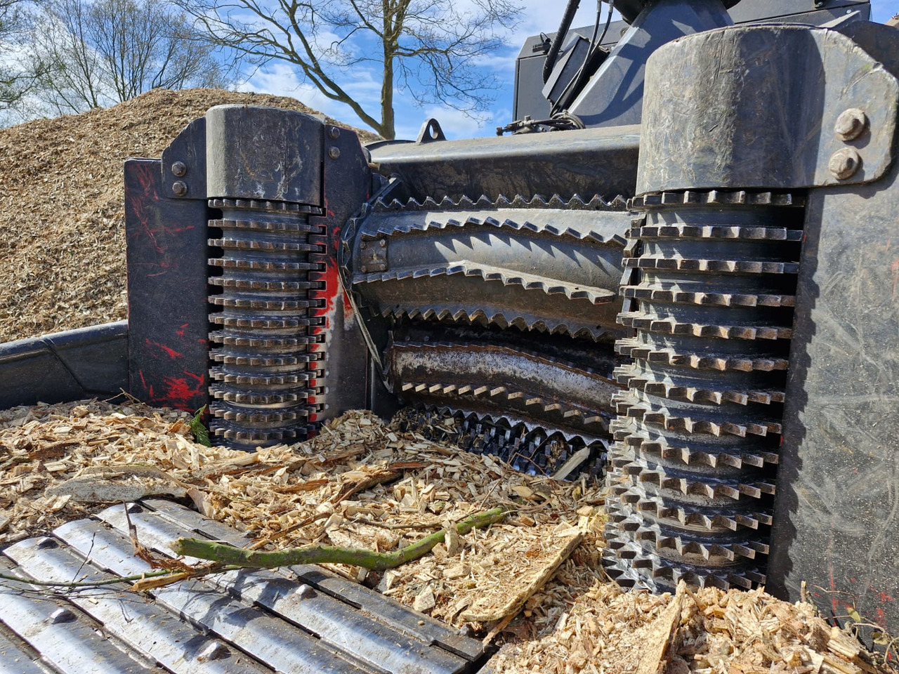 UFKES Greentec 972 Tracked Chipper - Θρυμματιστής: φωτογραφία 3 UFKES Greentec 972 Tracked Chipper - Θρυμματιστής: φωτογραφία 3