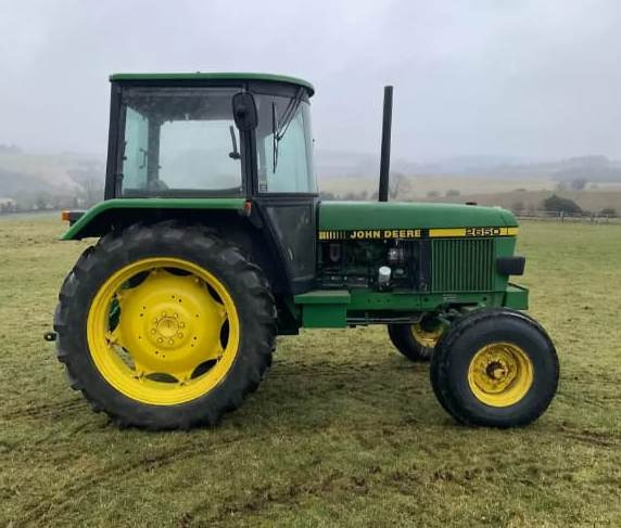 1988 John Deere 2650 2wd tractor - Τρακτέρ: φωτογραφία 1 1988 John Deere 2650 2wd tractor - Τρακτέρ: φωτογραφία 1