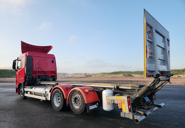 Iveco S-Way 6x2 LNG / LBG - Φορτηγό σασί: φωτογραφία 3 Iveco S-Way 6x2 LNG / LBG - Φορτηγό σασί: φωτογραφία 3