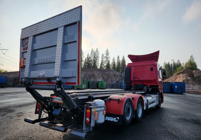 Iveco S-Way 6x2 LNG / LBG - Φορτηγό σασί: φωτογραφία 4 Iveco S-Way 6x2 LNG / LBG - Φορτηγό σασί: φωτογραφία 4