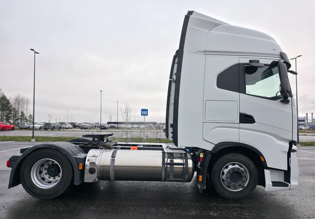 IvecoS-Way 460 4x2 LNG / LBG - Τράκτορας: φωτογραφία 5 IvecoS-Way 460 4x2 LNG / LBG - Τράκτορας: φωτογραφία 5