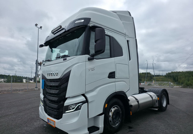 IvecoS-Way 460 4x2 LNG / LBG - Τράκτορας: φωτογραφία 1 IvecoS-Way 460 4x2 LNG / LBG - Τράκτορας: φωτογραφία 1