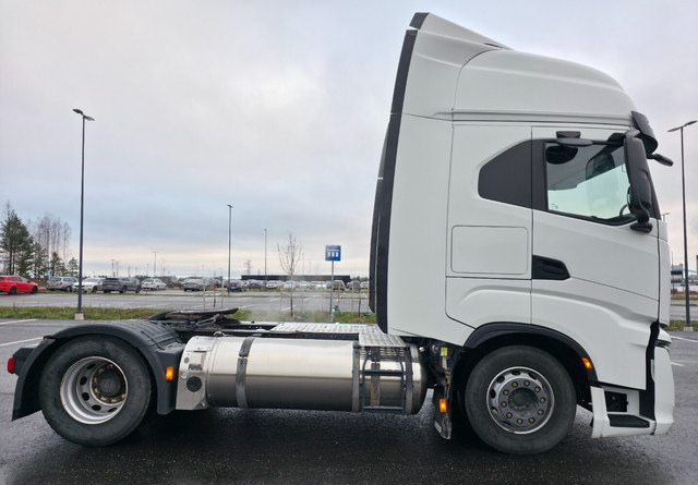 IvecoS-Way 460 4x2 LNG / LBG - Τράκτορας: φωτογραφία 5 IvecoS-Way 460 4x2 LNG / LBG - Τράκτορας: φωτογραφία 5