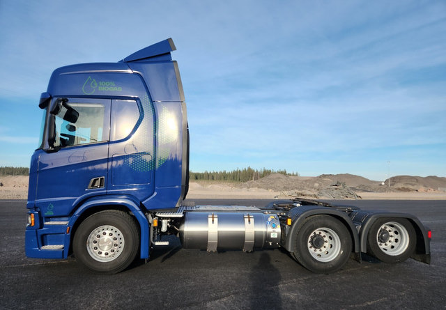 ScaniaR410 LNG / LBG 6x2 - Τράκτορας: φωτογραφία 2 ScaniaR410 LNG / LBG 6x2 - Τράκτορας: φωτογραφία 2