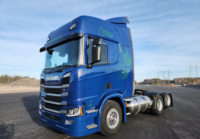ScaniaR410 LNG / LBG 6x2 - Τράκτορας: φωτογραφία 1 ScaniaR410 LNG / LBG 6x2 - Τράκτορας: φωτογραφία 1