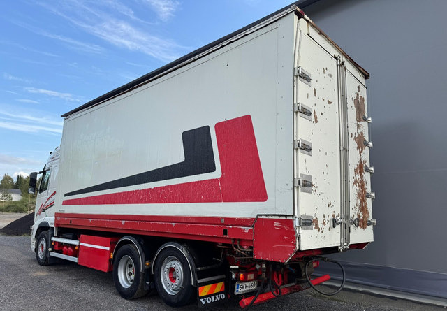 VolvoFH13 500 6x2 Rahtikaappi - Φορτηγό κόφα: φωτογραφία 3 VolvoFH13 500 6x2 Rahtikaappi - Φορτηγό κόφα: φωτογραφία 3