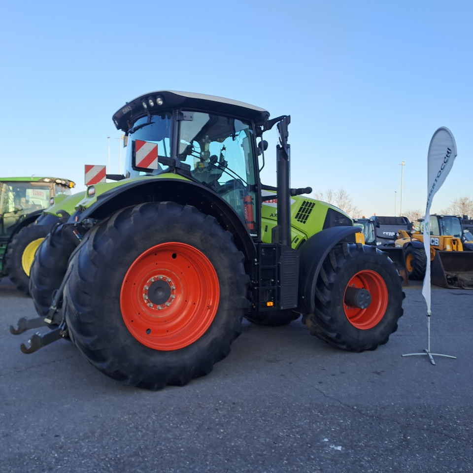 CLAAS 830 AXION - Τρακτέρ: φωτογραφία 2 CLAAS 830 AXION - Τρακτέρ: φωτογραφία 2