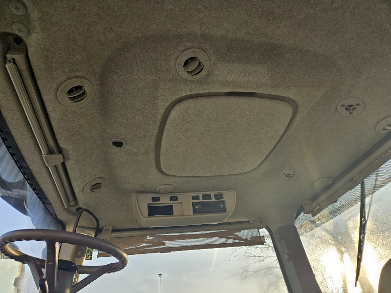 Leasing  JOHN DEERE 8320R JOHN DEERE 8320R: φωτογραφία 13